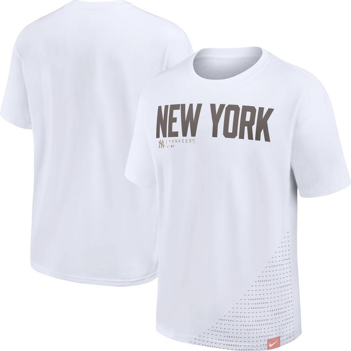 Actual product image Nike New York Yankees Statement Swoosh Max90 Tee XL (XL)