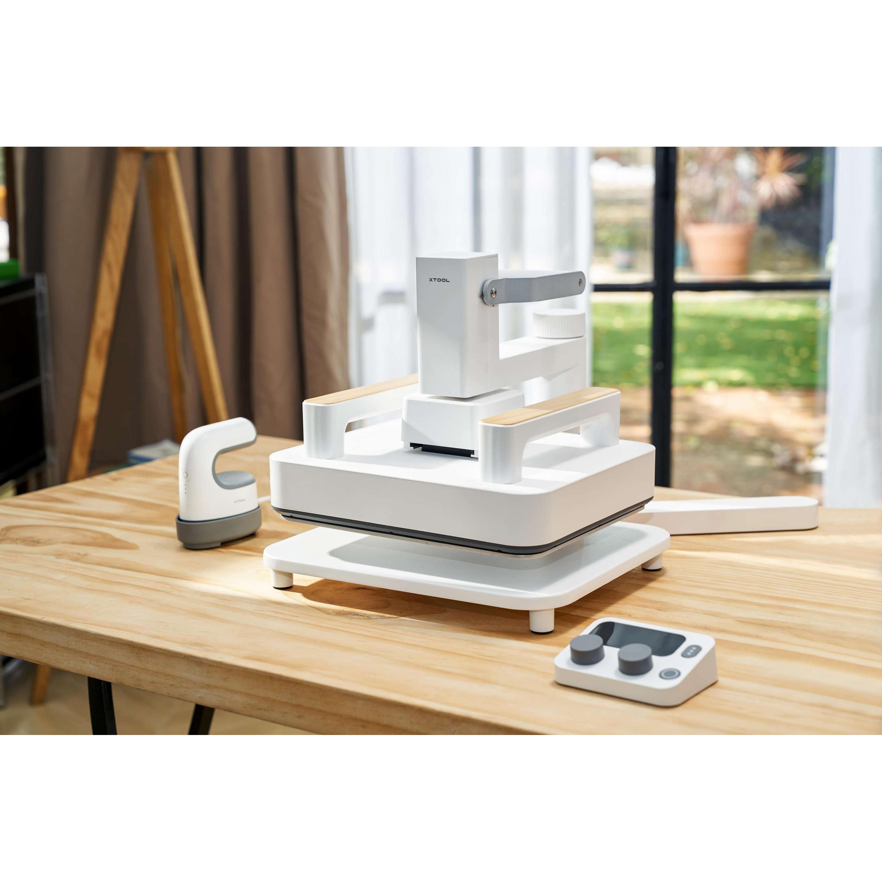 XTool, Schneideplotter + Transferpresse, Smart Heat Press