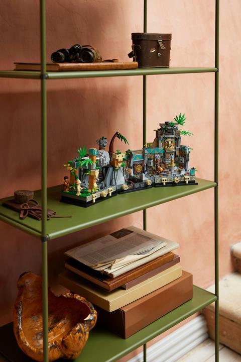 Actual product image LEGO Temple of the Golden Idol (77015, LEGO Indiana Jones)