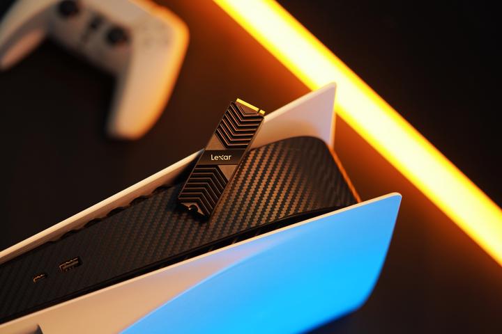 Image du produit Lexar SSD 512GB 7450/3500 NM800 HS M.2 LEX (512 Go, M.2 2280)