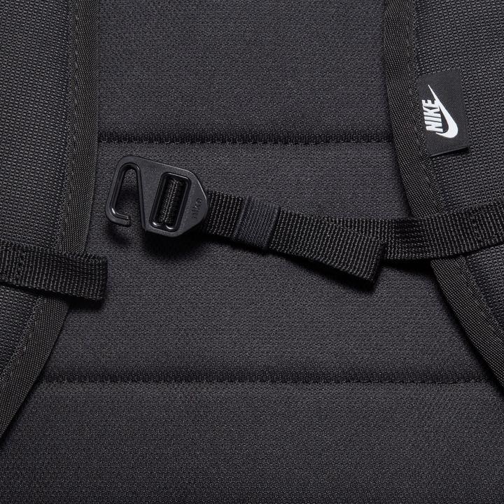 Produktbild Nike Rucksack Heritage Eugene DB3300 010, schwarz (23 l)