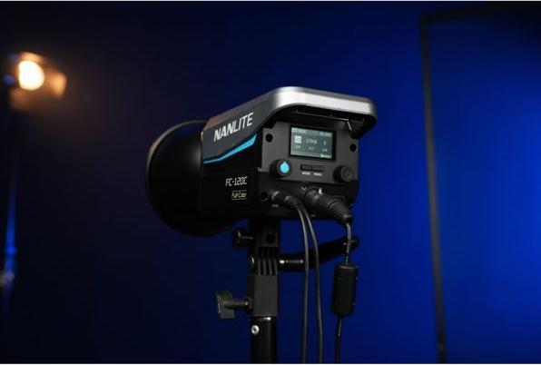 Immagine prodotto Nanlite FC-120C (Luce studio, Videocamera)