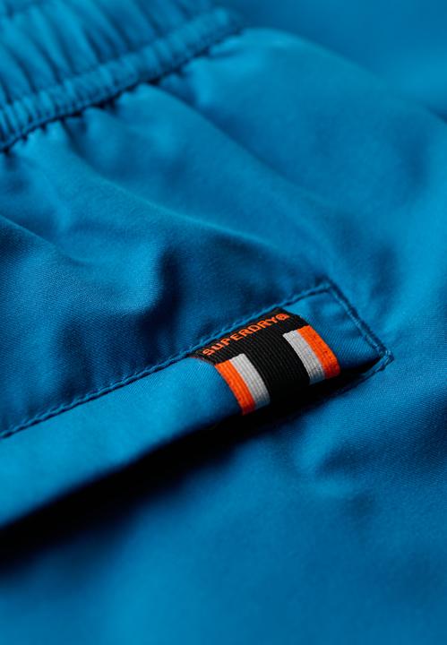 Actual product image Superdry 17" Premium Badeshorts mit Stickerei (S)