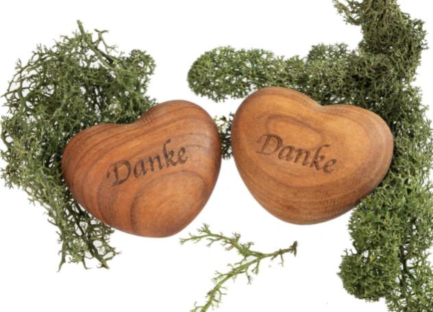 CreaDiva Holz Handschmeichler - Kirsche geölt - Gravur: "Danke!"