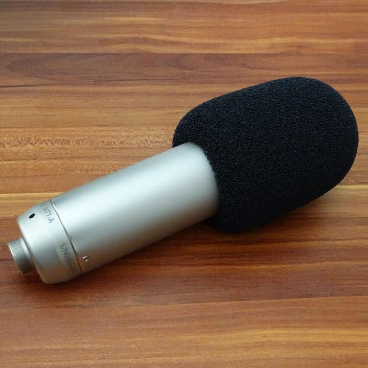 Actual product image RØDE NT1 5th Generation XLR USB microphone with pop filter