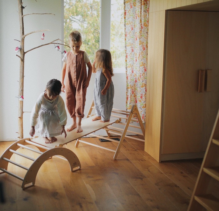 Actual product image Kinderfeets Pikler Swing and Climbing Arch