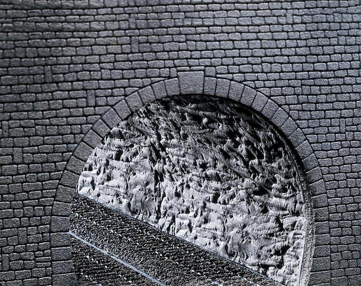 Actual product image Faller Tunnel tube rock structure.
