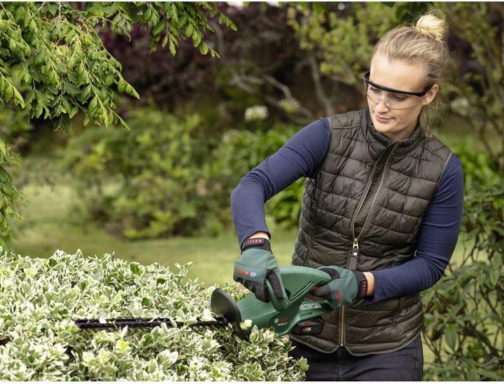 Produktbild Bosch Home & Garden EasyHedgeCut 18V-44-11 (Akkubetrieb)