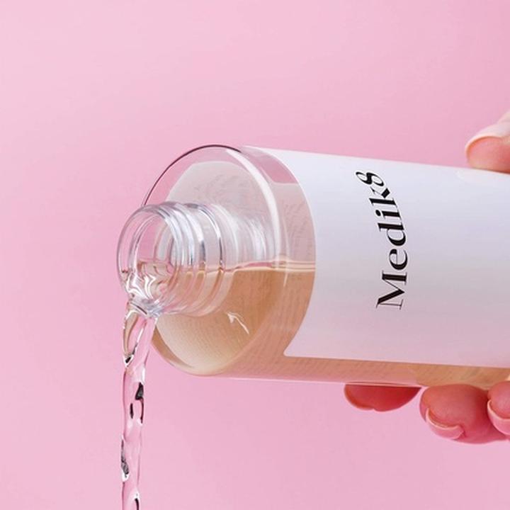 Actual product image Medik8 Press & Glow Refill 200ml (Face toner, 200 ml)