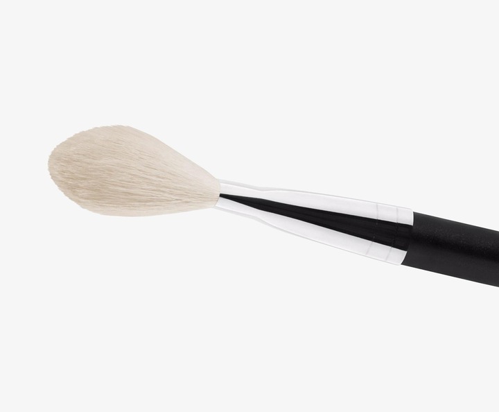 Immagine prodotto MAC Cosmetics 135S pennello da cipria piatto grande (Talco)
