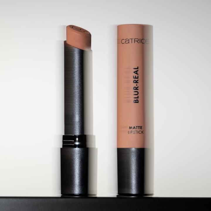 Produktbild Catrice Blur-Real Matte Lipstick (#BC8A7E)
