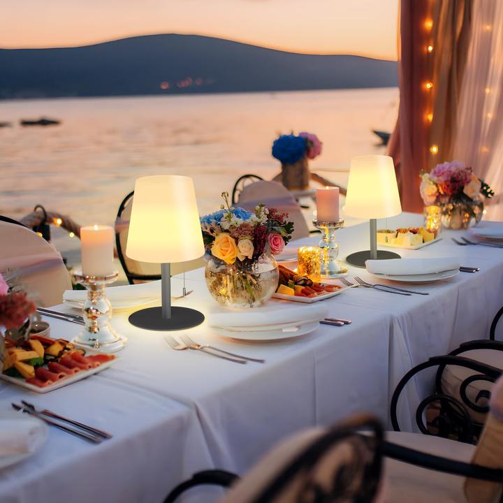 Produktbild Alopini LED Aussentischlampe mit 8 Farben Akku-Lampe