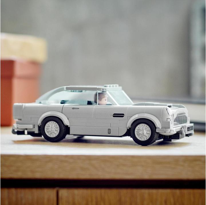 Actual product image LEGO 007 Aston Martin DB5 (76911, LEGO Speed Champions)