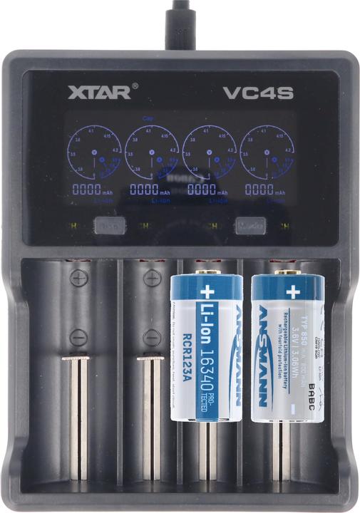 Image du produit Fenix Batterie CR123A 2 pièces et chargeur rapide LCD (2 pcs, CR123A, Piles rechargeables + chargeur)