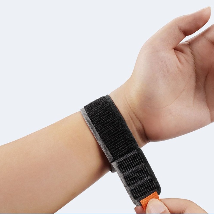 Actual product image Dux Ducis Sports Strap (44 mm, 45 mm, 42 mm, 49 mm, Nylon, Apple Watch Ultra, Apple Watch Series 2, Apple Watch Series 3, Apple Watch Series 1, Apple Watch Series 4, Apple Watch Series 5, Apple Watch Series 6, Apple Watch Series 7, Apple Watch Series 8, Apple Watch Series 9, Apple Watch SE, Apple Watch Ultra 2)