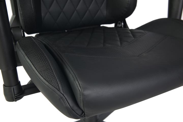 Actual product image Deltaco GAM-080