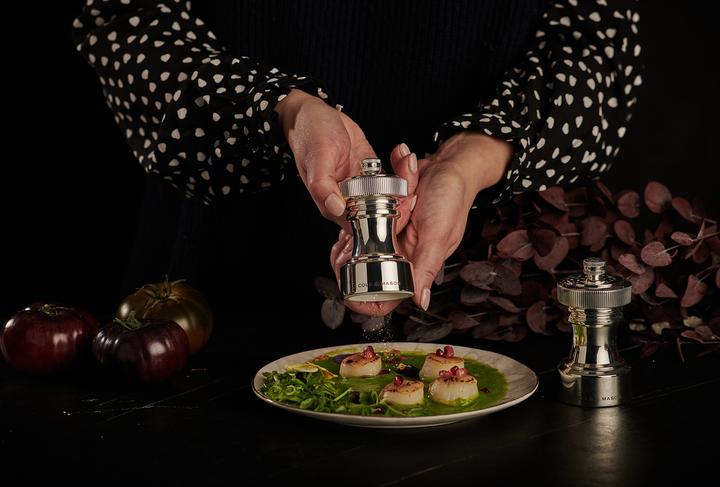 Produktbild Cole & Mason Pfeffer-Salzmühlen Set Hoxton versilbert 10.4x5.5x5.5 cm (Pfeffer, Salz)