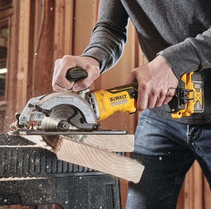 Actual product image DeWalt DCS571N-XJ