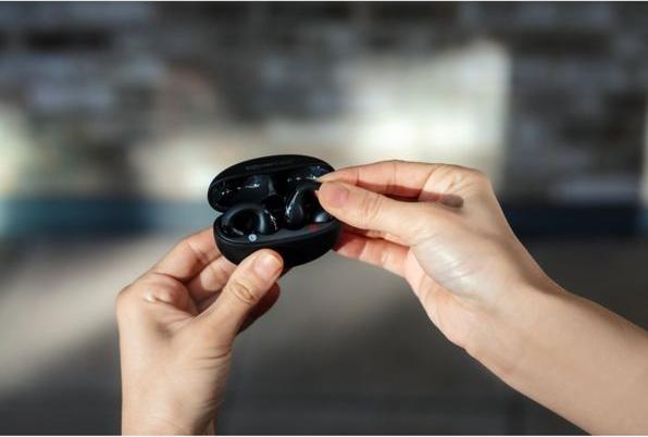 Actual product image Boompods Boomclip Pro Black (30 h, Wireless)