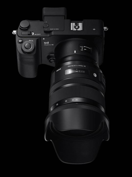 Actual product image Sigma 24-70mm F2.8 DG OS HSM ART, Canon EF (Canon EF, Canon EF-S, full size)