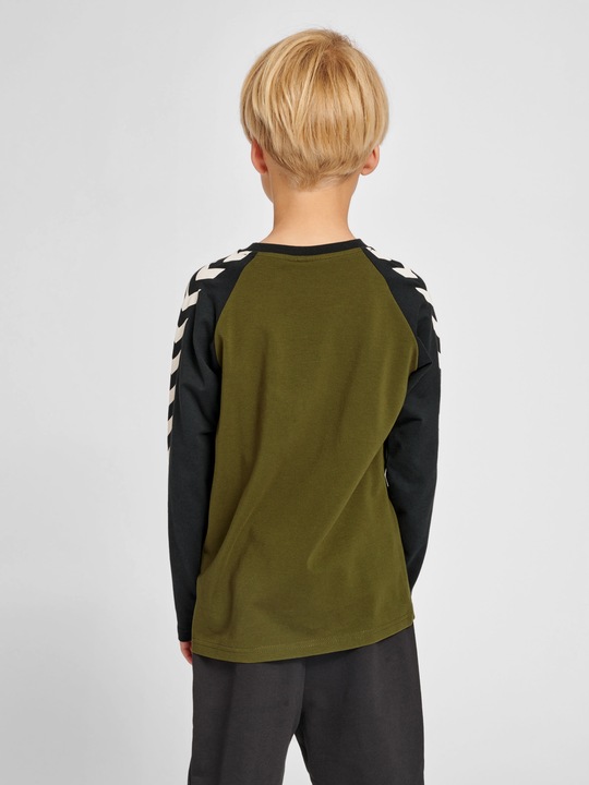 Produktbild hummel Boys T-Shirt L/S (122)