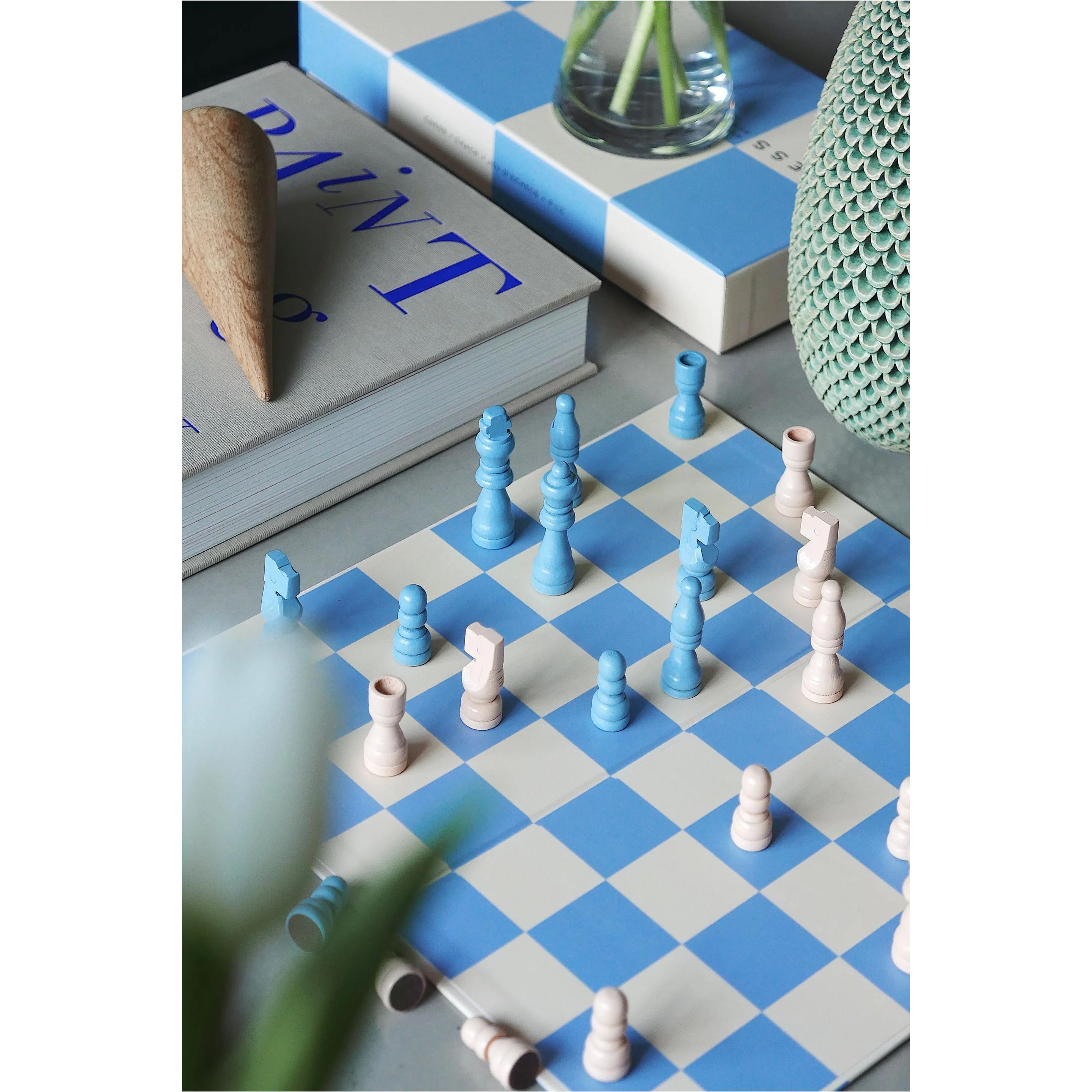 Thumbnail - Helvetiq New Play