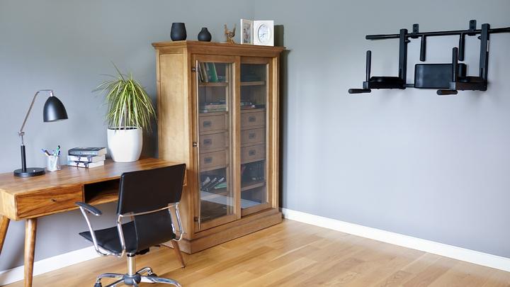 Actual product image BenchK Pull-up bar and dip bar - wall solution