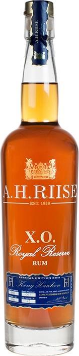 Produktbild A.H.Riise A.H. Riise X.O. HAAKON ROYAL RESERVE Superior Spirit Drink 42% Vol. 0,7l in Geschenkbox