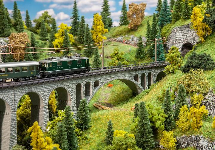 Actual product image Faller Viaduct set Val Tuoi