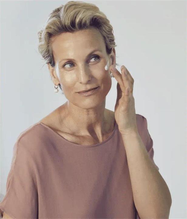Image du produit NIVEA Anti-Falten (50 ml, Crème de jour, Jusqu'à SPF 10)