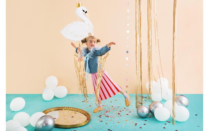 Image du produit Partydeco Pinata animal, 43.5 x 49.5 x 9 cm, blanc, 1 pièce (1 pcs)