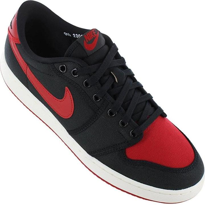 Produktbild Jordan 1 Retro AJKO Low Bred (45)