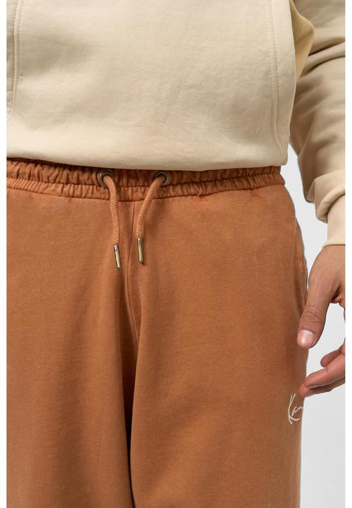 Actual product image Urban Classics KM213-061-1 Small Signature Washed Sweatpants - 17434 (S)