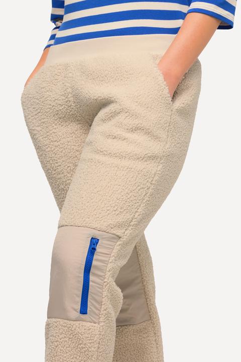 Immagine prodotto Ulla Popken Pantaloni di morbidissimo teddy con cintura elastica e toppe all'altezza delle ginocchia (46, 48)