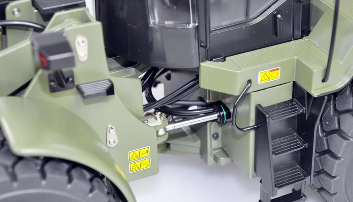 Actual product image Amewi Hydraulic military wheel loader G921H full metal 1:16, RTR, military green (RTR Ready-to-Run)