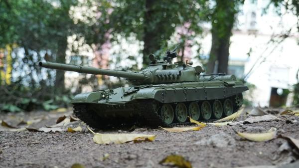 Image du produit Es-toys Heng Long, RC Tank Russian T- 72 (RTR Prêt à fonctionner)