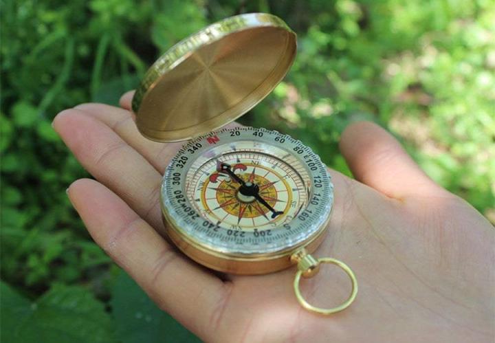 Actual product image Laupha Retro Piraten-Fernglas mit Kompass (25x, 30 mm)