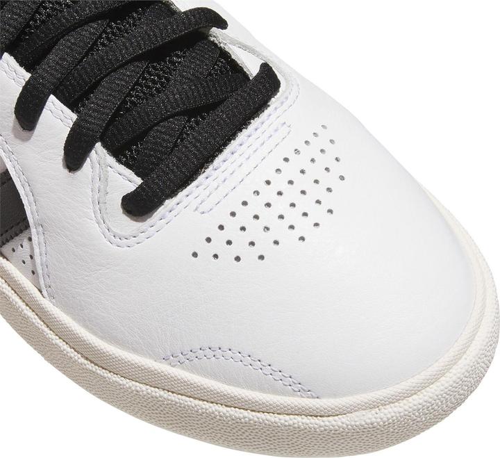 Image du produit adidas Tyshawn (40)