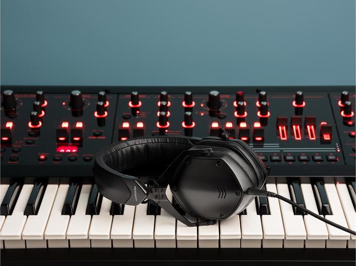 Actual product image V-Moda Crossfade M-200 (No noise cancellation, Cable)