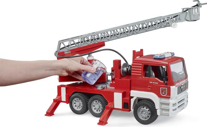 Produktbild Bruder Man Feuerwehr mit Drehleiter