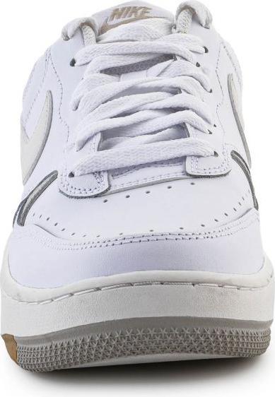 Actual product image Nike Women's Gamma Force Shoes (40.5)