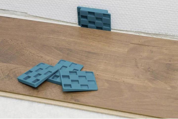 Actual product image wolfcraft 40 Plastic Spacer Wedges (Gore)