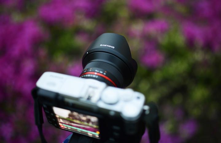 Produktbild Rokinon 35mm F1.4 AS UMC Wide Angle Cine Lens for Sony E-Mount (NEX) (RK35M-E) (Sony E, APS-C / DX)