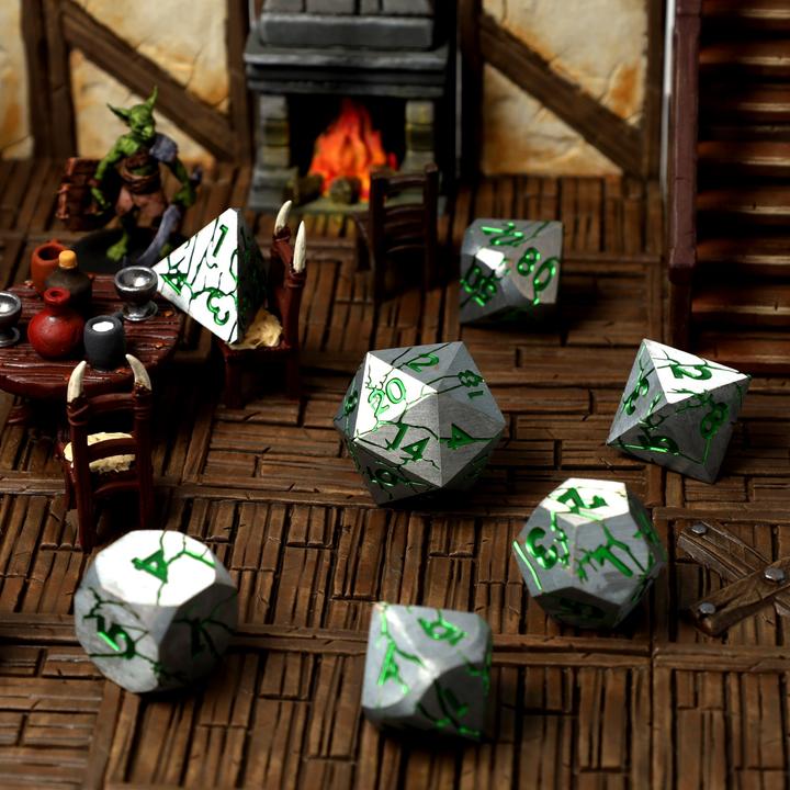 Produktbild Glass Staff The Core Awakens Metal RPG Dice Set