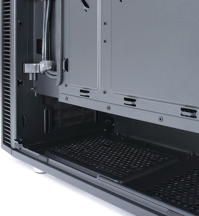 Produktbild Fractal Define C Window (ATX, mATX, Mini-ITX)