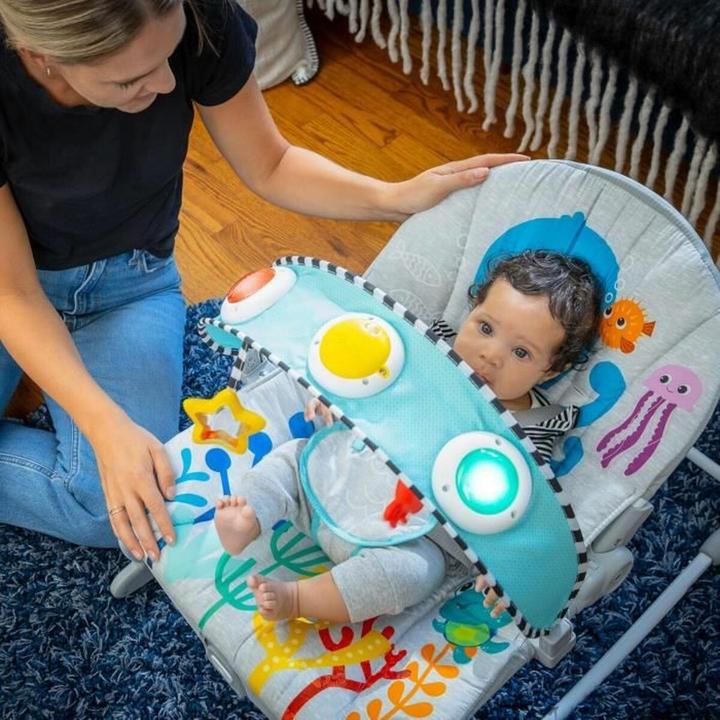 Actual product image Baby Einstein Baby-Liegestuhl Ocean Explorers Kick to It Opus Musical