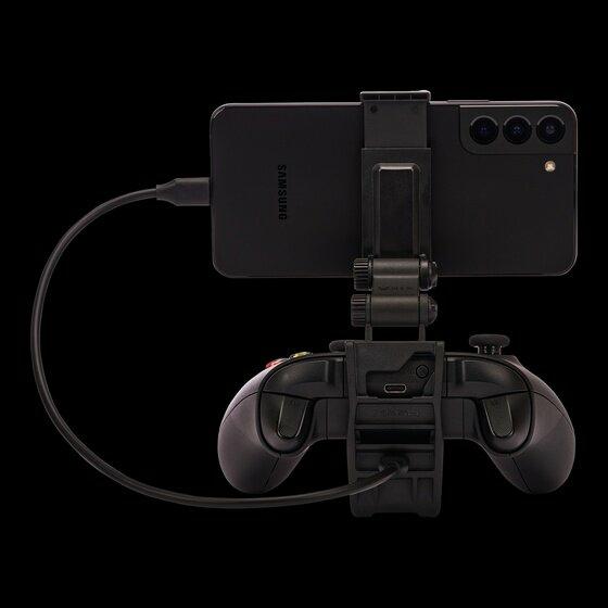 Actual product image PowerA MOGA gaming clip Play & Charge for wireless Xbox controllers (Xbox Series X)