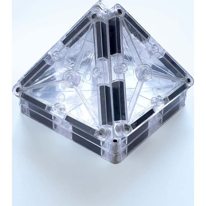 Actual product image Magna-Tiles Ice Set (16 pieces)