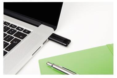 Actual product image Verbatim PinStripe USB Stick (64 GB, USB-A)