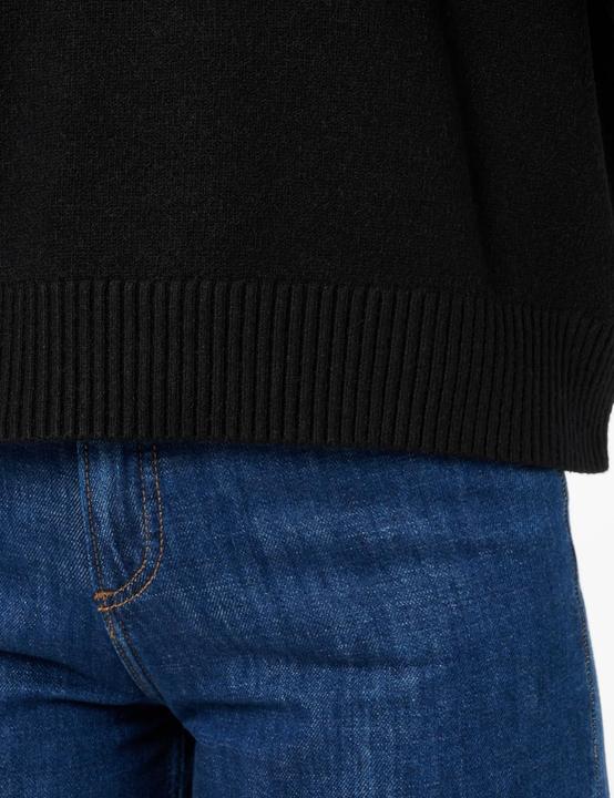 Actual product image HUGO Soft Wool Blend Turtleneck Sweater (L)